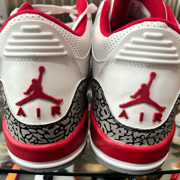 Jordan 3 cardinal red size 12, worn four times - Picture 2 of 4